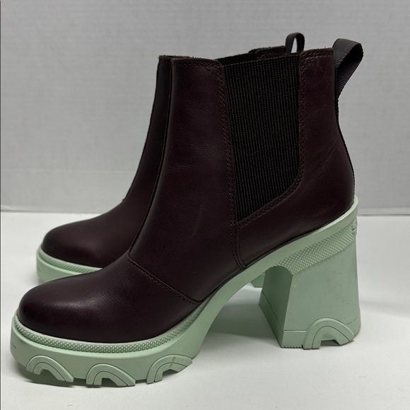 Sorel Brex Chelsea Ankle Boots High Heeled Waterproof Booties Red Mint Size 6 - Picture 5 of 8